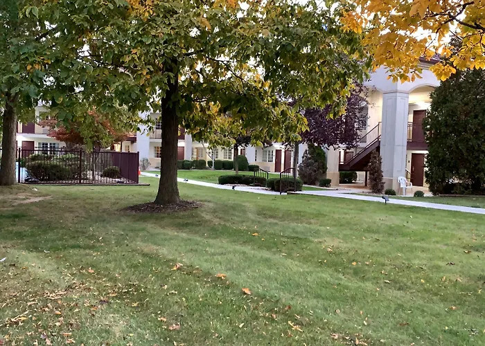 Austintown Cheap Hotels