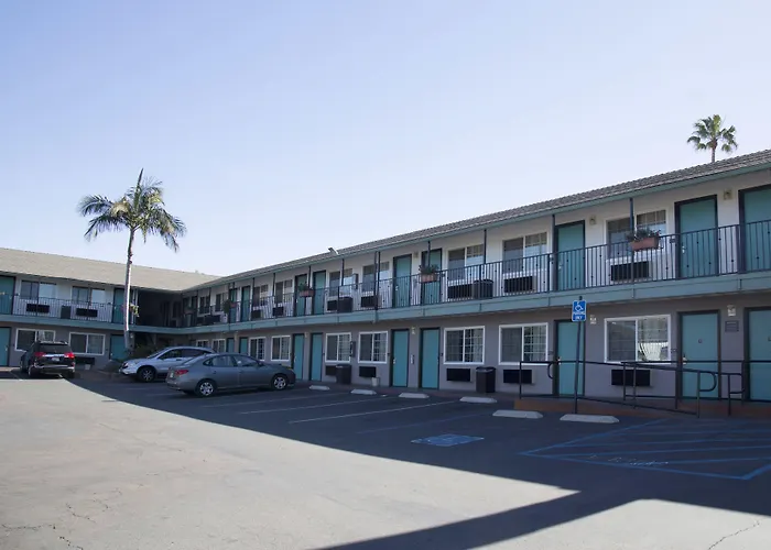 National City Cheap Hotels