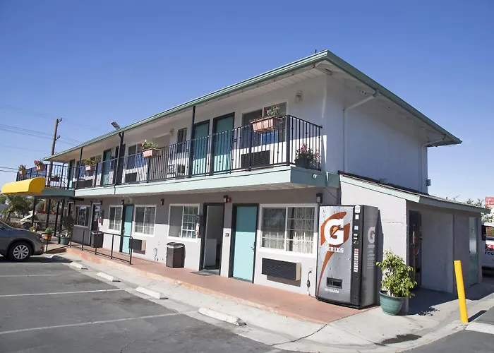 Studio 6-National City, Ca - Naval Base San Diego
