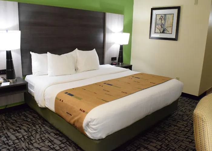 Best Western Crown Inn & Suites - Batavia