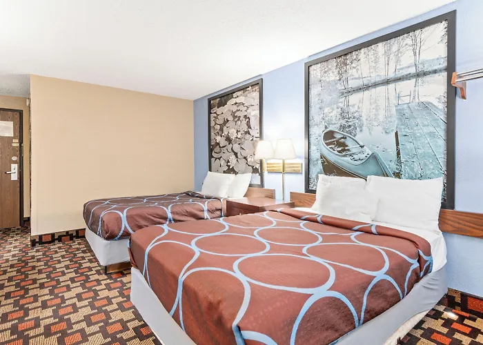 Super 8 By Wyndham Little Falls