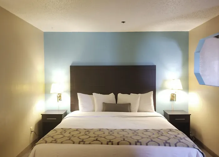 Baymont Inn & Suites By Wyndham Huber Heights Dayton Northeast