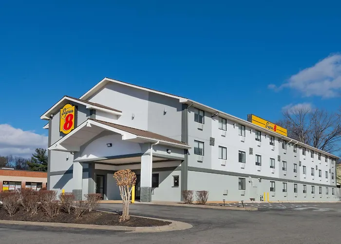 Super 8 By Wyndham Charlottesville