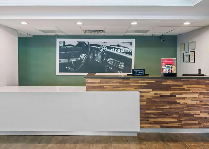 Hampton Inn Atlanta-Woodstock