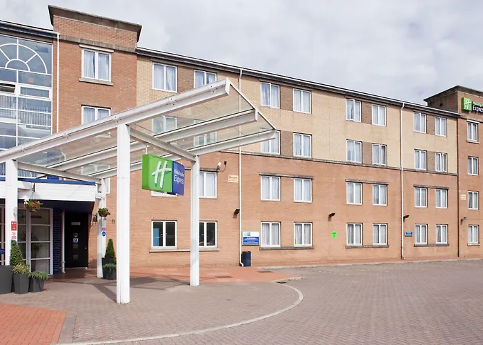Holiday Inn Express Cardiff Bay By Ihg