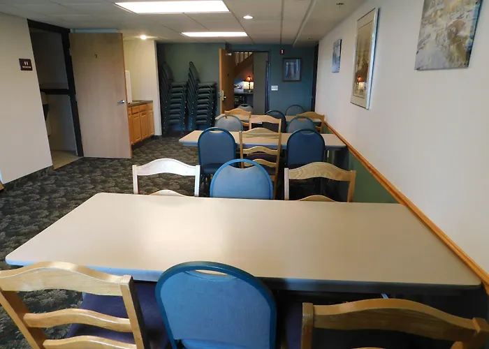 Americinn By Wyndham Oscoda Near Ausable River