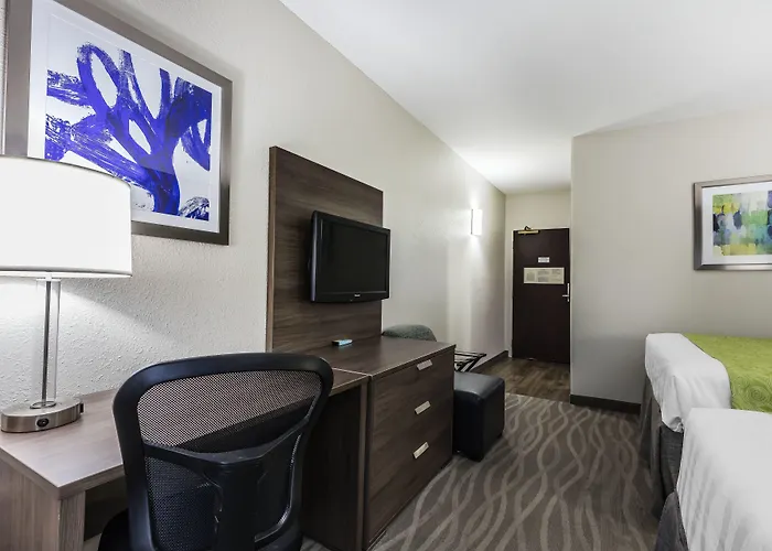 Best Western Plus Nashville Airport Hotel - Bna