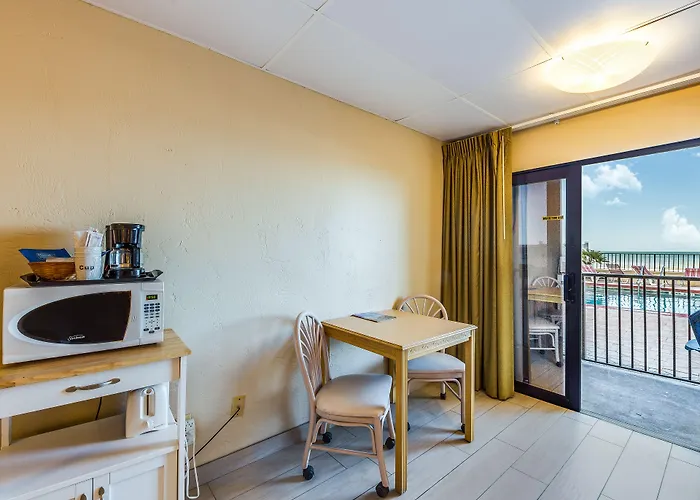 Beachside Hotel