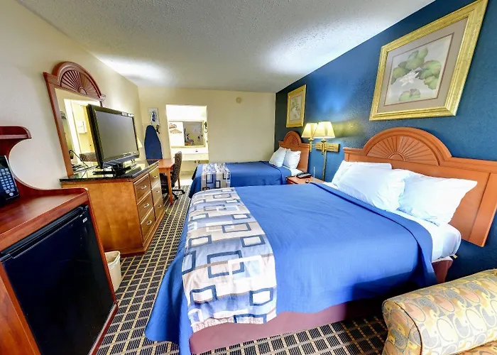 Dahlonega Mountain Inn