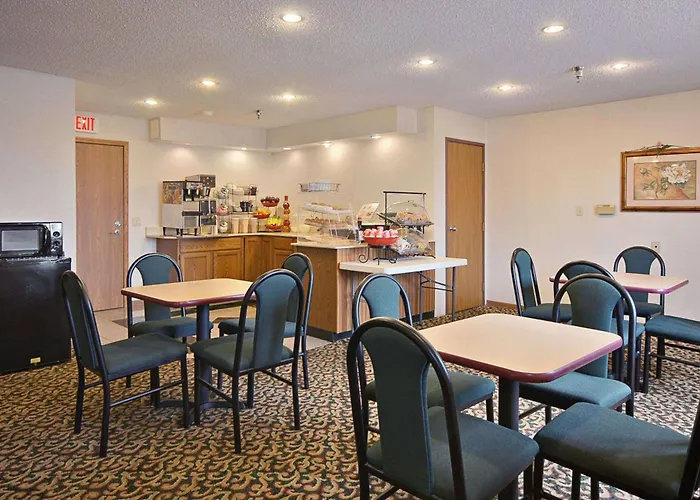 Super 8 By Wyndham Crawfordsville