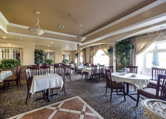Monte Carlo Inn Brampton