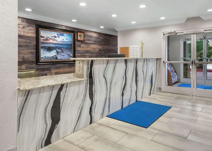 Surestay Plus By Best Western Fort Worth Benbrook