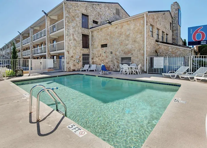 Motel 6-Dallas, Tx - Forest Lane