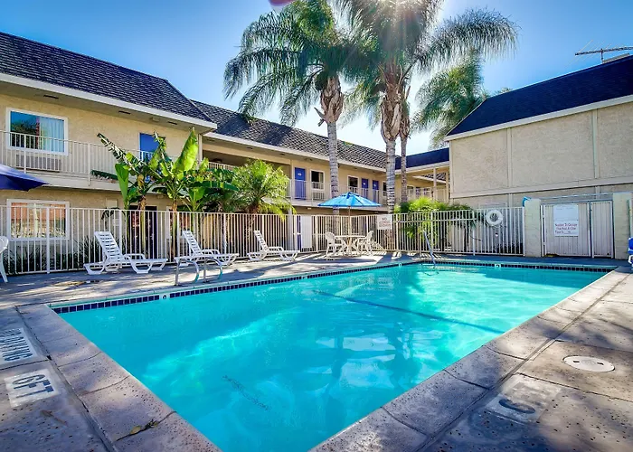 Motel 6-Riverside, Ca - South