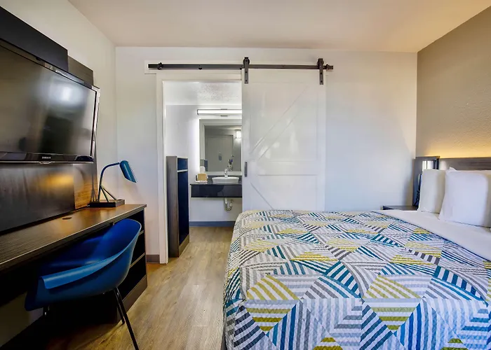 Motel 6-Jackson, Ms