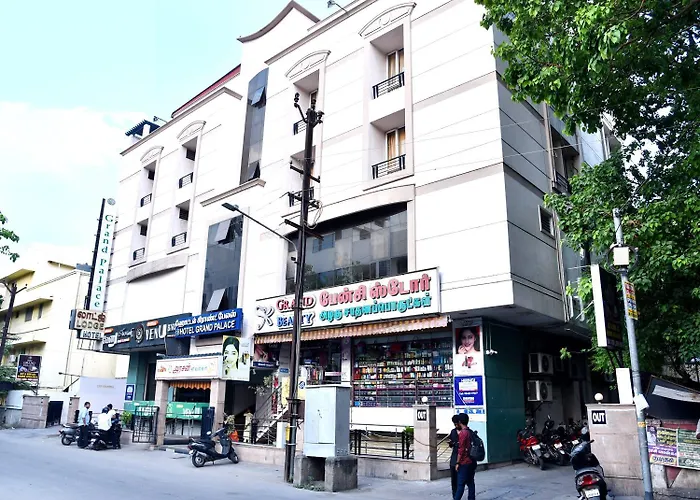 Hotel Grand Palace