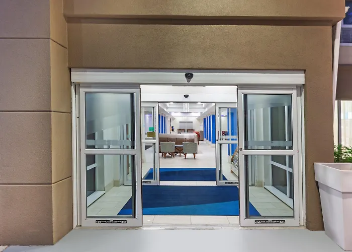 Holiday Inn Express New Orleans East By Ihg