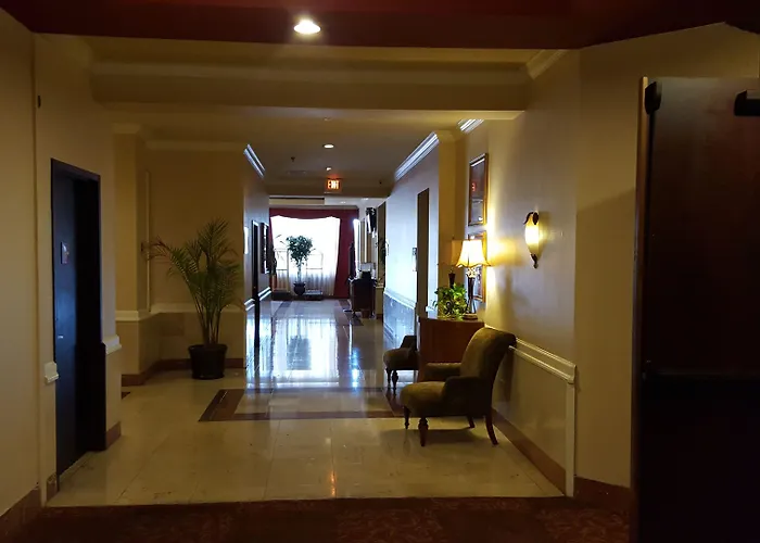 Ramada Plaza By Wyndham Atlanta Airport