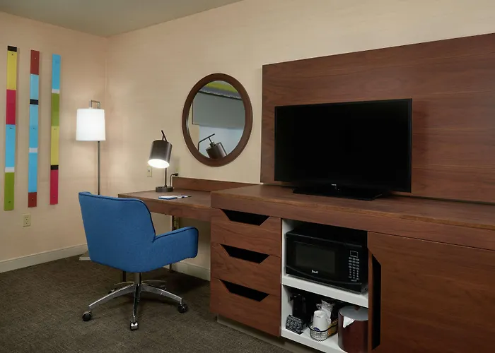 Hampton Inn & Suites Phoenix-Surprise