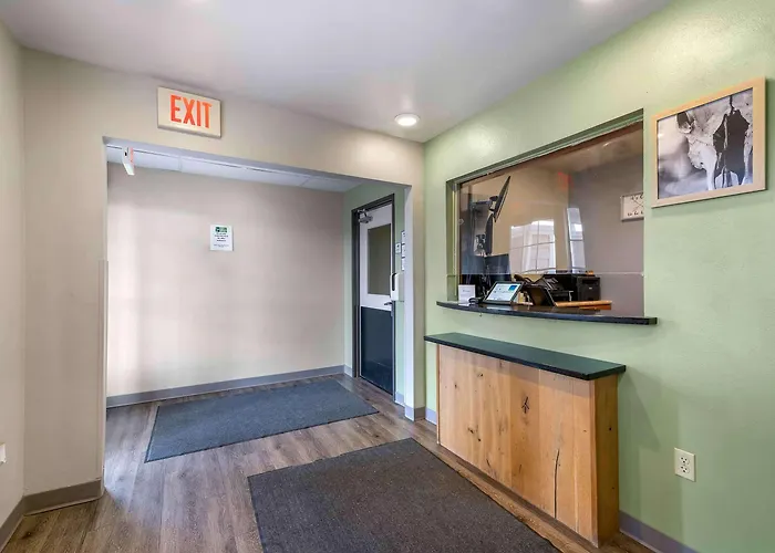 Extended Stay America Select Suites - Lubbock - West