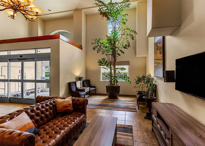 Best Western Rose Quartz Inn