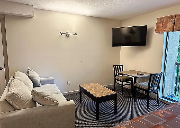 Canadian Inn