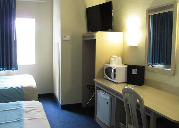 Motel 6-Huntsville, On