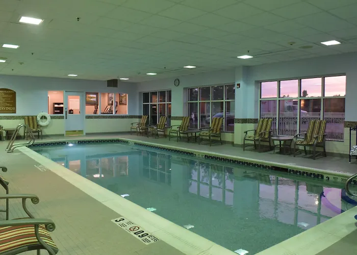 Holiday Inn Express Hotel & Suites Watertown - Thousand Islands By Ihg
