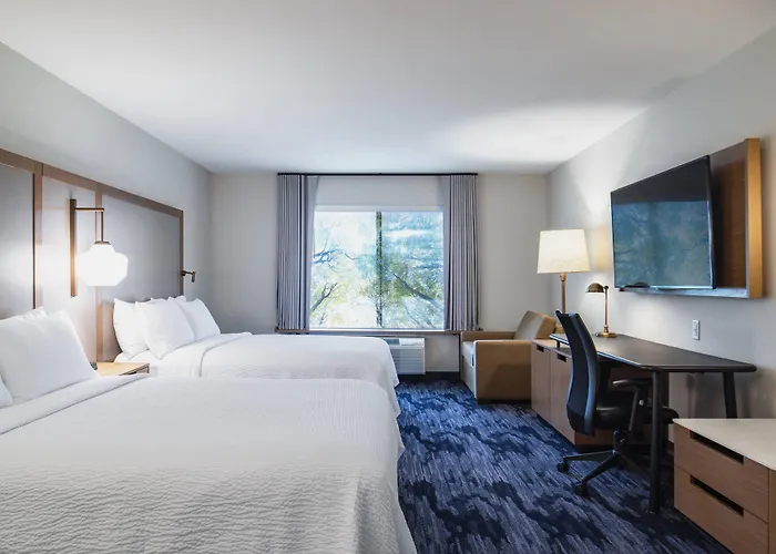 Fairfield Inn & Suites By Marriott Kelowna