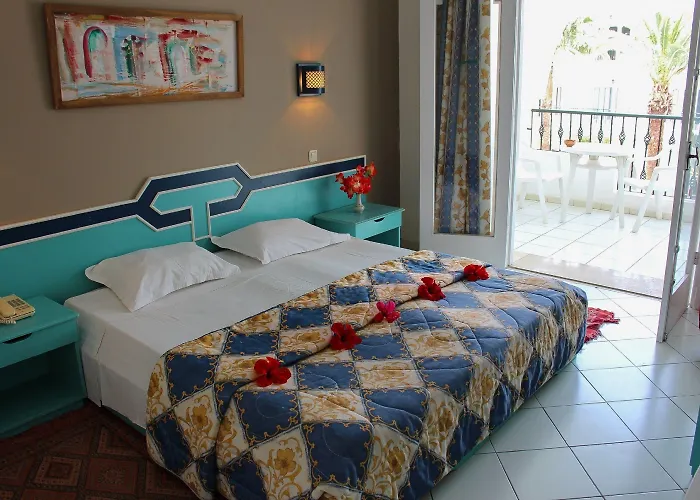 Emira Hotel