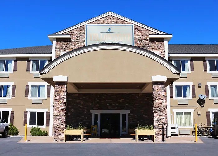 Yellowstone Park Hotel