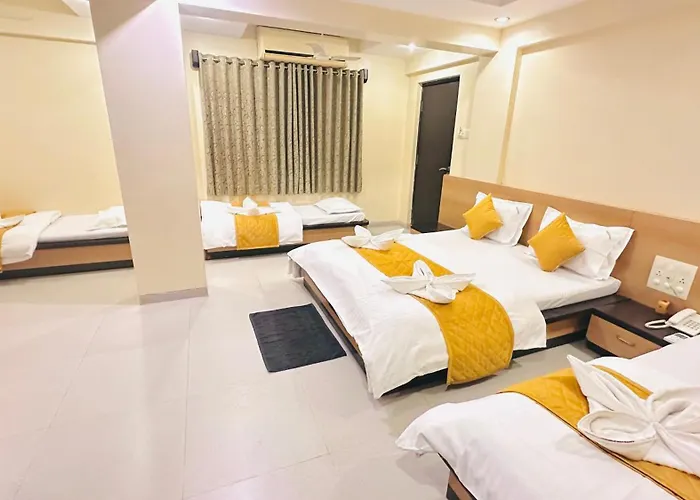 Hotel Sai Gurusthan