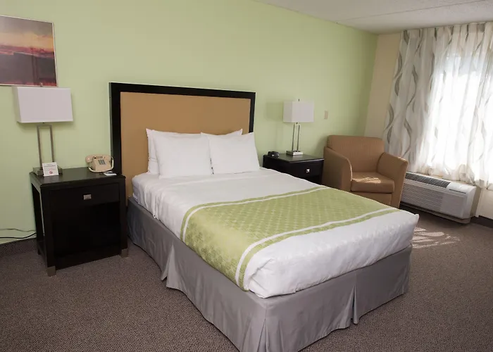 Fairborn Cheap Hotels