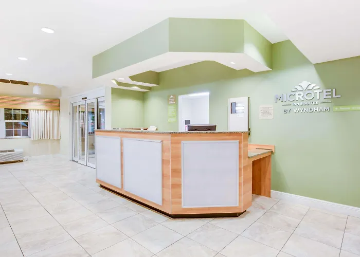 Microtel Inn & Suites By Wyndham Saraland