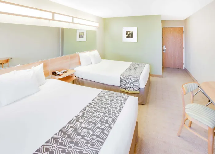 Microtel Inn & Suites By Wyndham Saraland