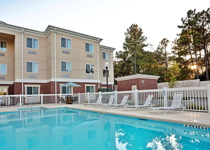 Holiday Inn Express & Suites Southern Pines-Pinehurst Area By Ihg