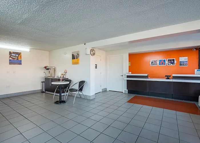 Motel 6-Perry, Ga
