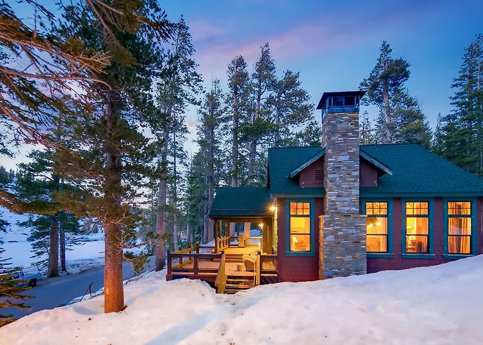 Tamarack Lodge