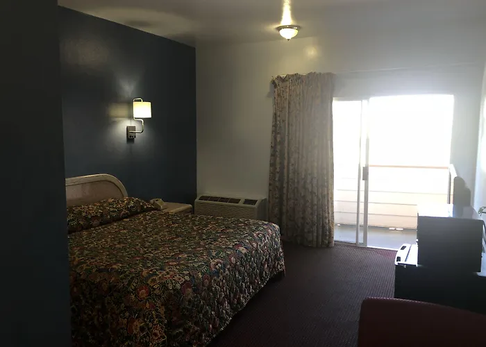 Surfside Inn Redondo Beach