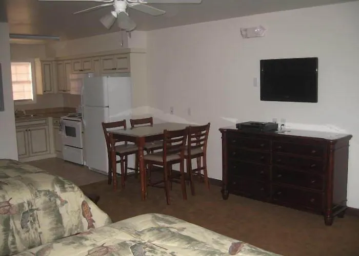 Shore Stay Suites