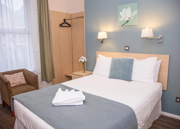 The Kynance House On Plymouth Hoe ,26 Ensuite Rooms