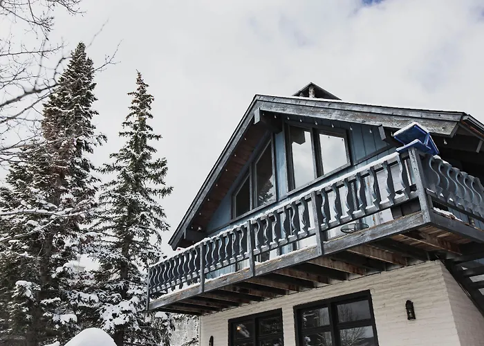 The Viking Lodge - Downtown Winter Park Colorado