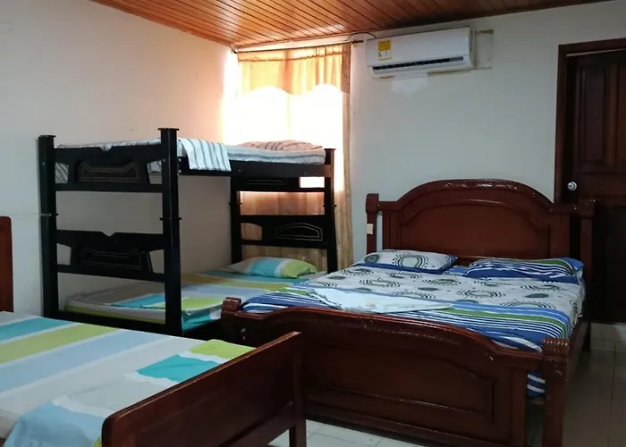 Hotel Colonial Inn