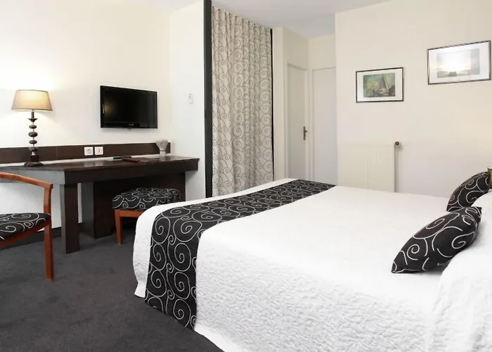 Hotel De Compostelle