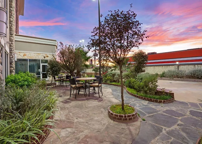 La Quinta By Wyndham Houston Willowbrook