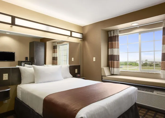 Microtel Inn & Suites Cotulla