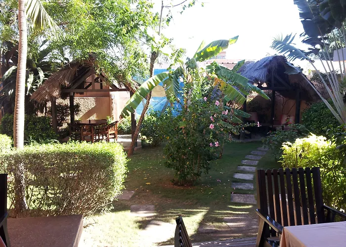 Hotel Aurore Lome