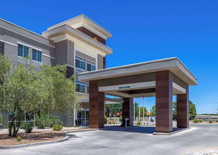 La Quinta By Wyndham Artesia