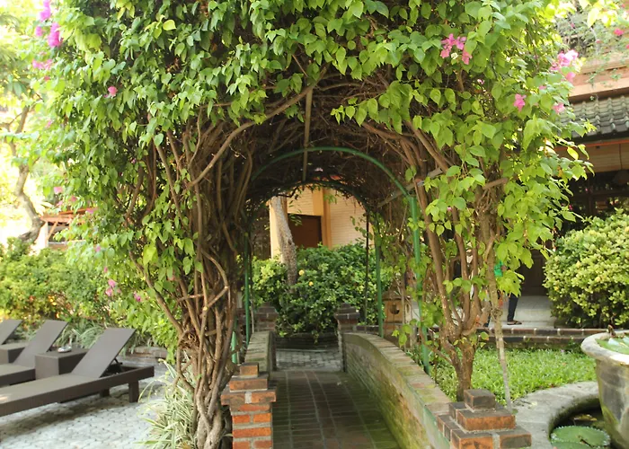 Fat Yogi Cottages
