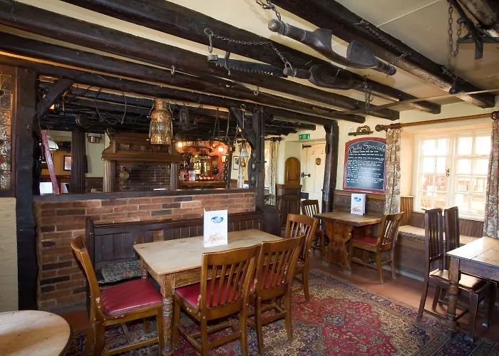 The Lifeboat Inn